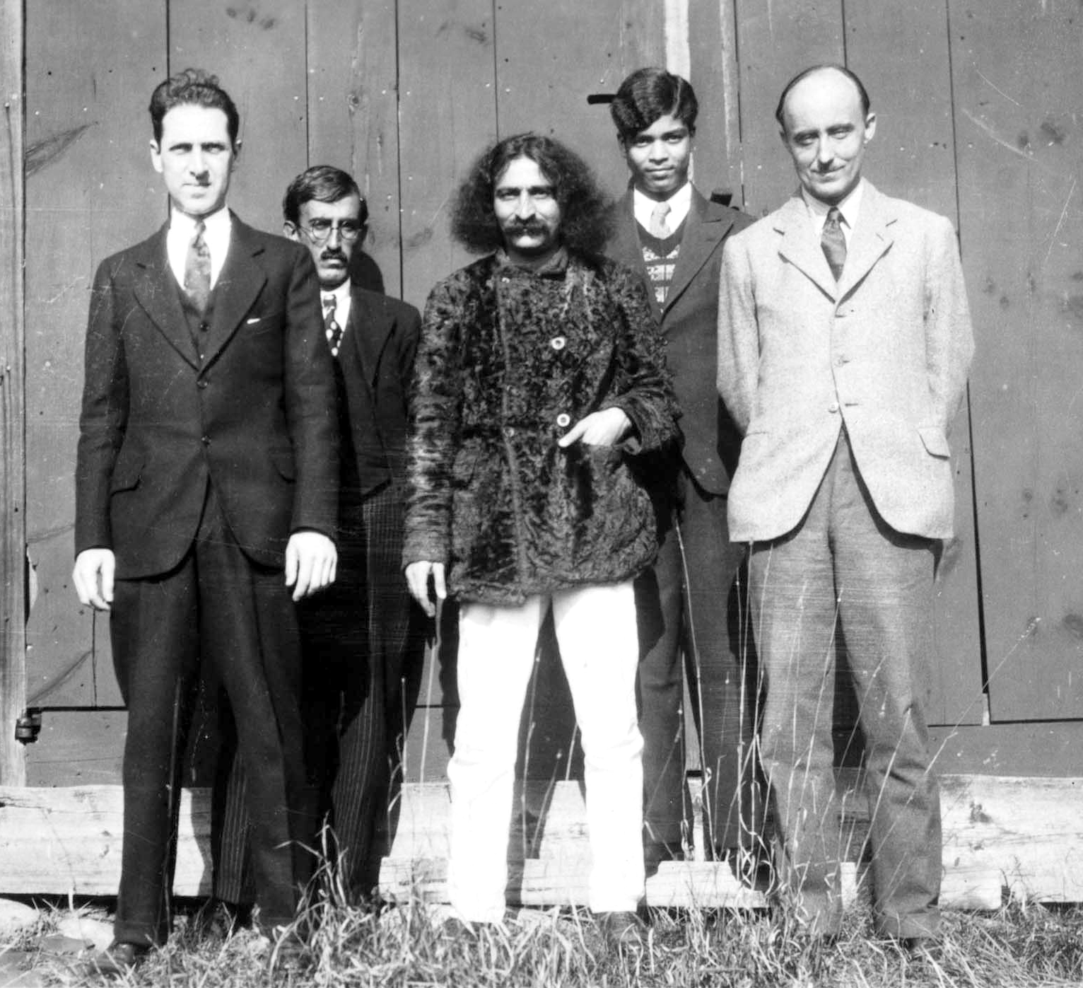 Hancock, New Hampshire, November 1931 Malcolm Schloss, Chanji, Baba, Aga Ali, Meredith Starr