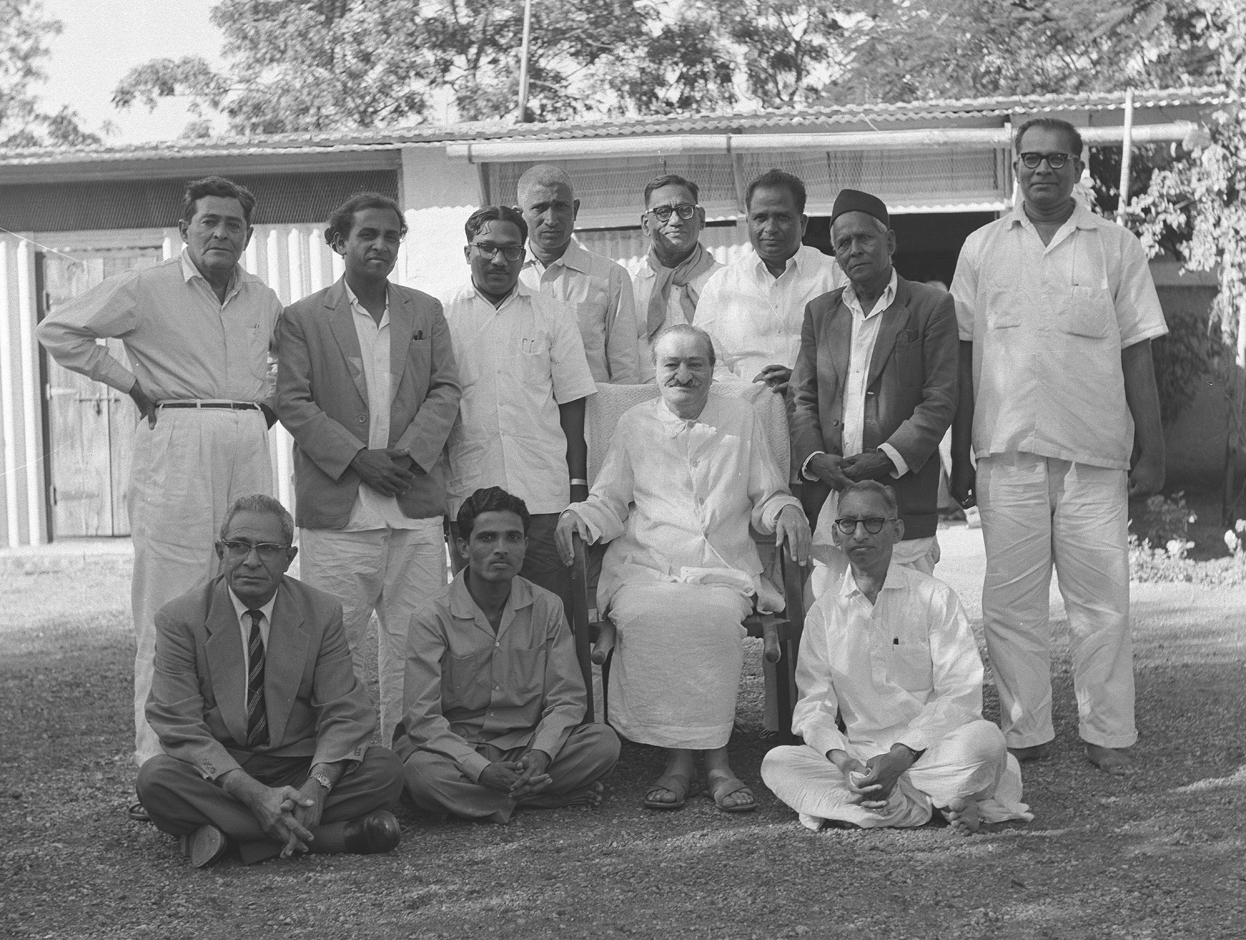 Meherazad, 1 November 1964 standing: Jalbhai, Madhusudan, Ramakrishnan, Kamble, Subramaniam Ayer, Shinde, Sadashiv Patil, Bhavsar seated: Meherjee, Pratap Ahir, Baba, Soman